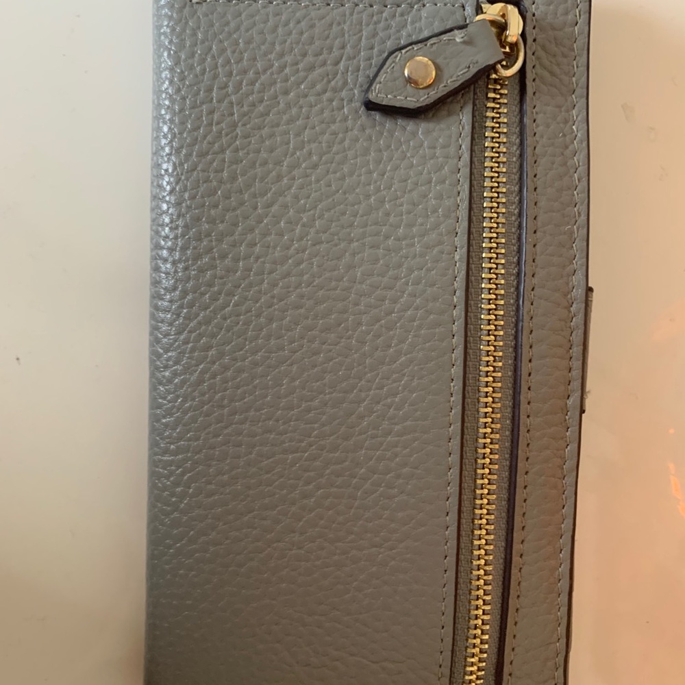 Grey Wallet - Picture 3 of 3